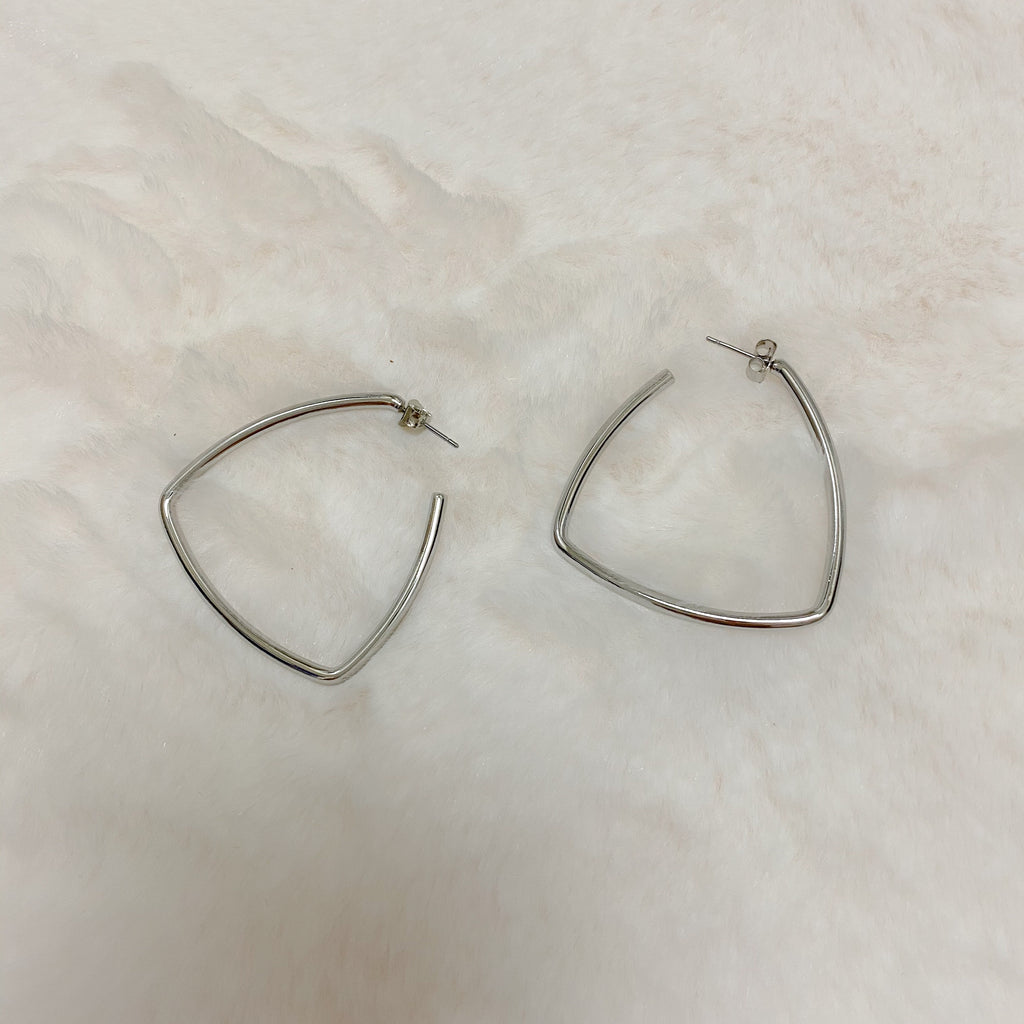 Tripod Hoops