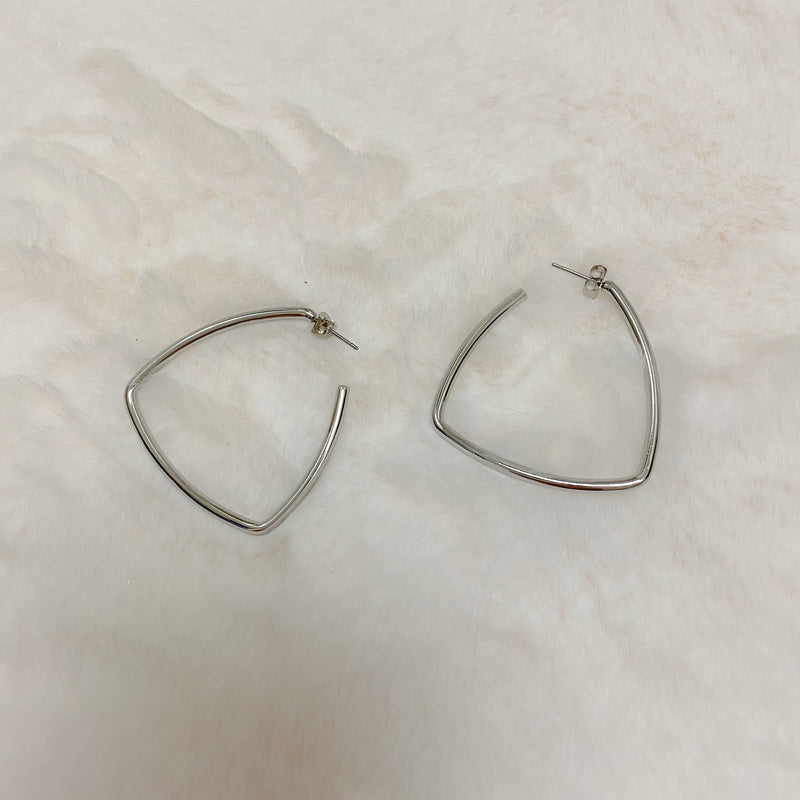 Tripod Hoops