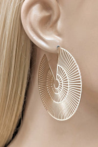 Gold Filigree Fan Earrings